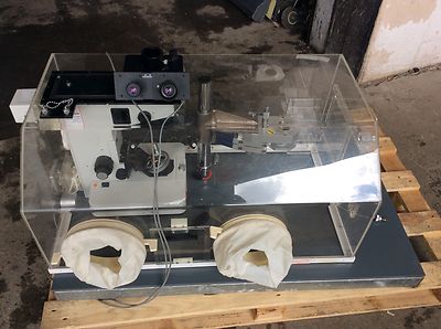 Leitz Mikroskop Fluovert FS im Isolator Inverted Fluorescence microscope