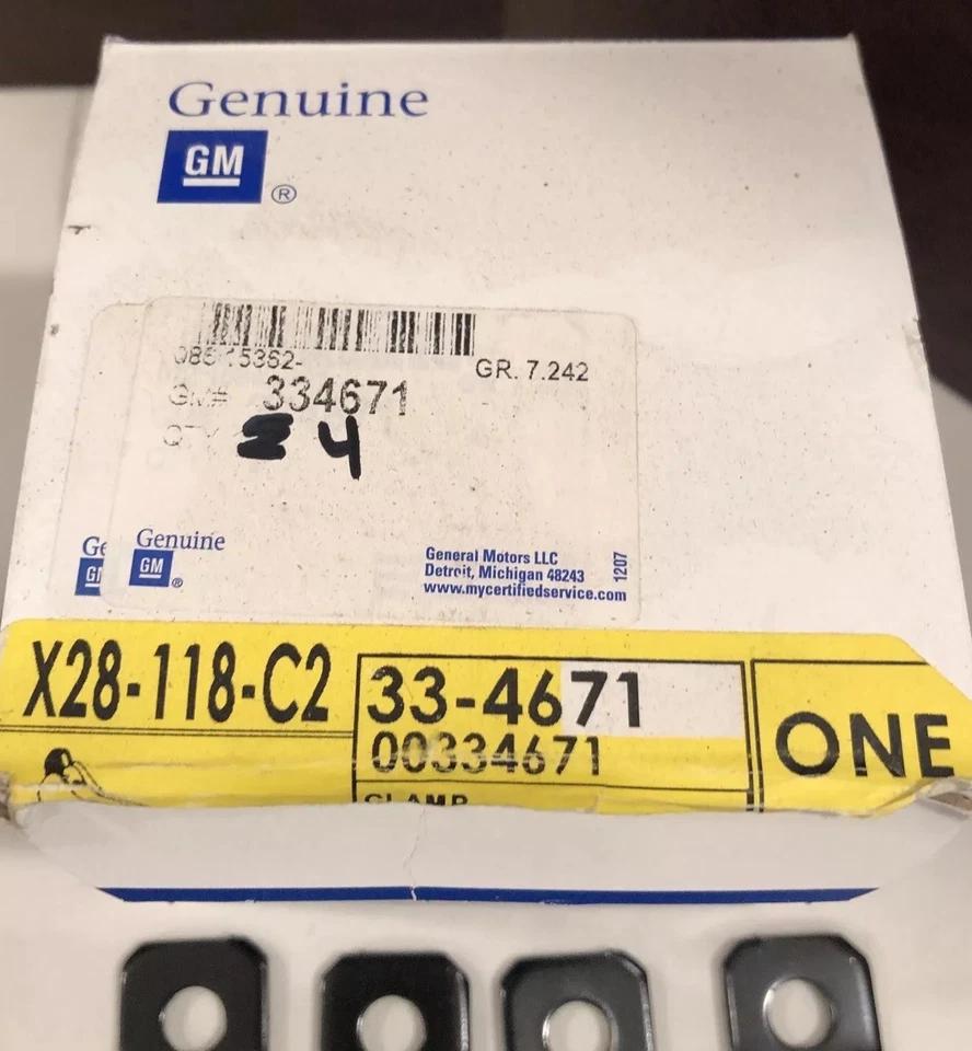 Soporte de barra estabilizadora GM 334671 NUEVO DE STOCK cantidad 4 Foto 2 de 4