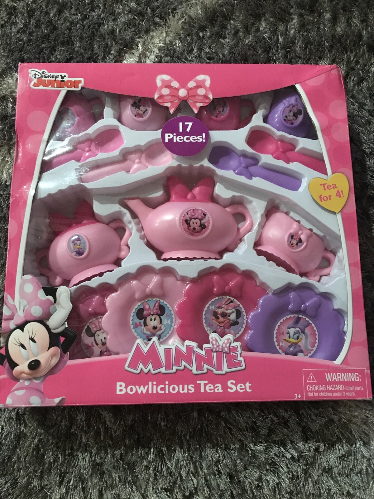 minnie bowlicious tea set