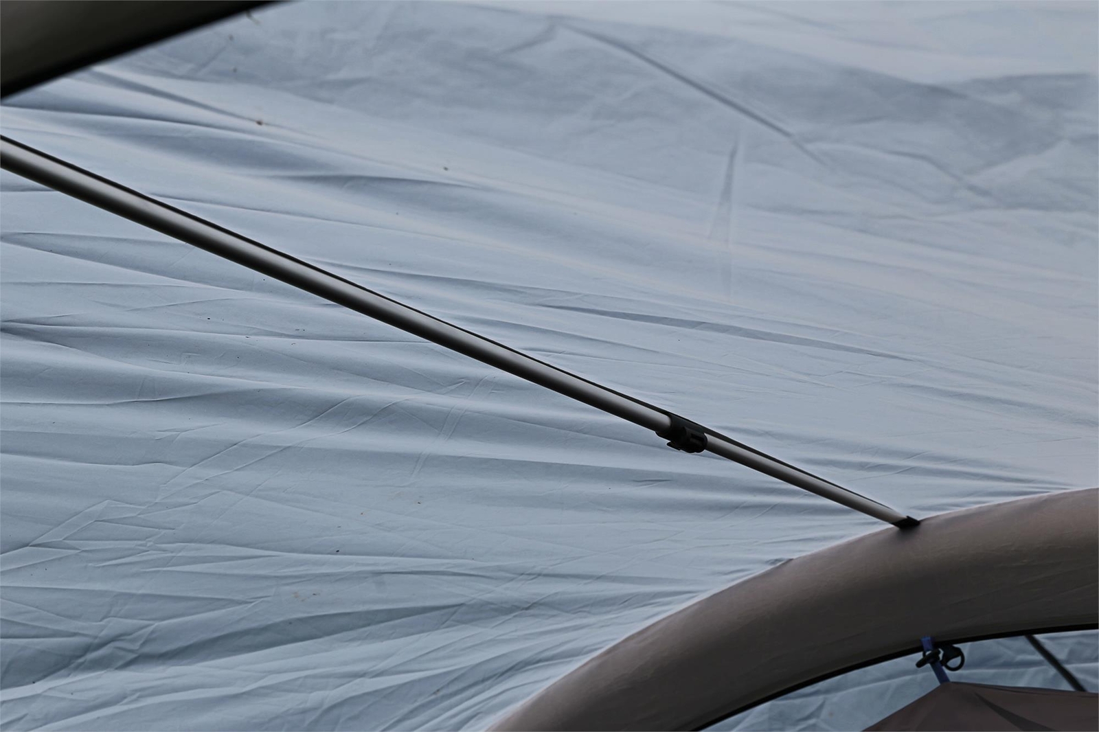 Additional / Replacement Adjustable Roof Pole for Quest Falcon Caravan Awning