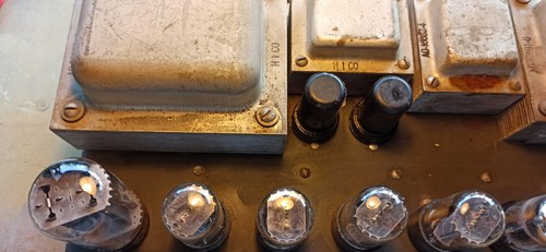 Amplificatore Valvolare Hammond JR20 - Afbeelding 4 van 13