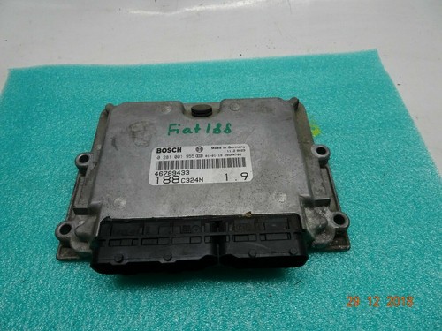 Fiat Punto 188 1.9 JTD 80 Motorsteuergerät 46789433 / 0281001955