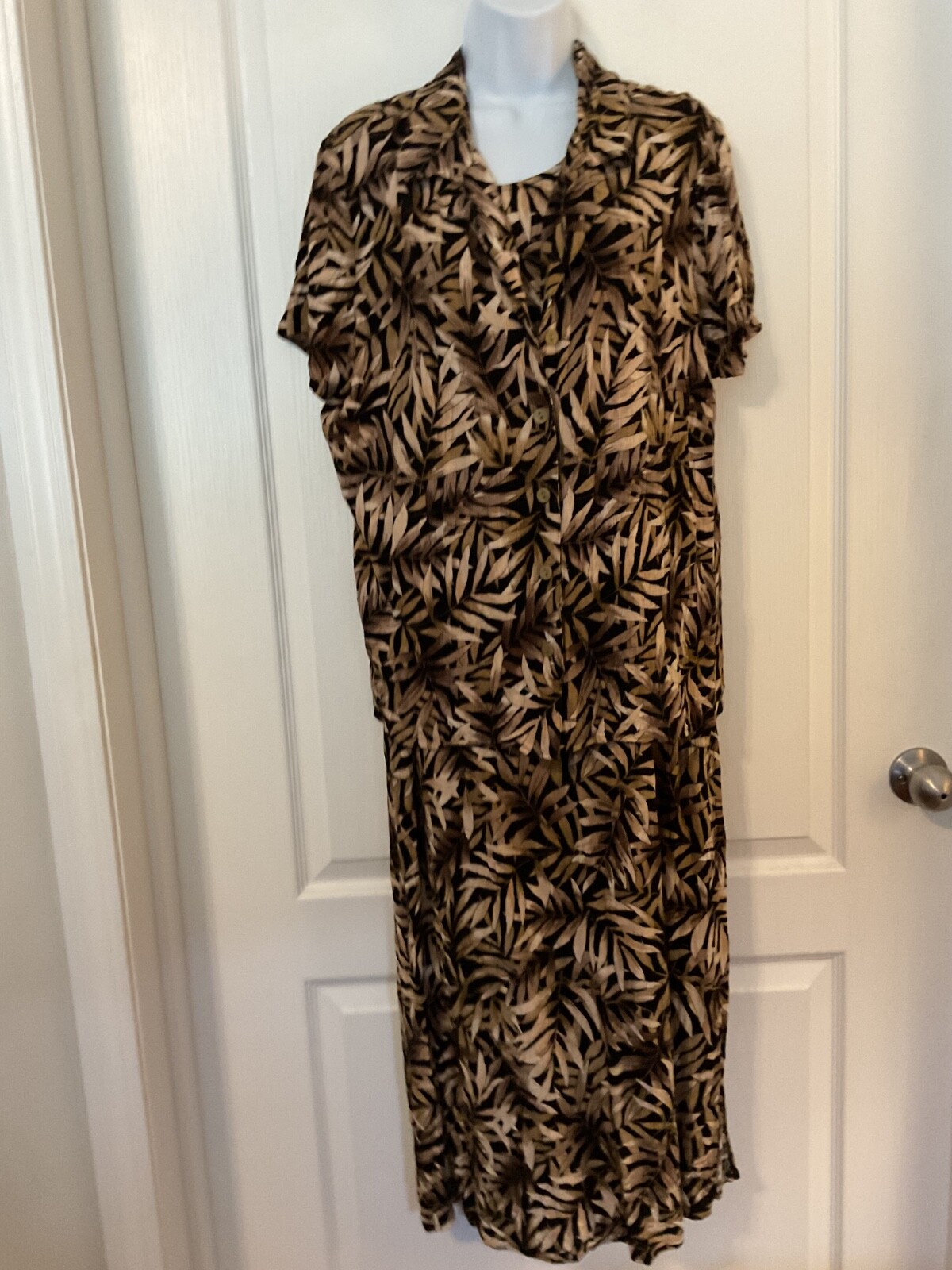 Studio 1940 Brown Leaf Patterned Short Sleeve Jac… - image 2