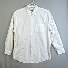 L.L. Bean White Button Down Collar Shirt Men 17 - 34 Wrinkle Resistant Trim Fit