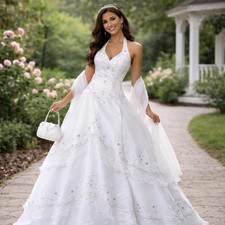 Elegant Halter Neck Satin White Wedding Dresses Beaded A Line Bridal Gowns