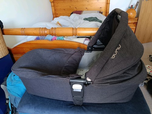 MIXX Next carry cot - Picture 3 of 3