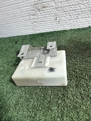 285955W500 Nissan Pathfinder Infiniti Qx4 Control Unit Entrance