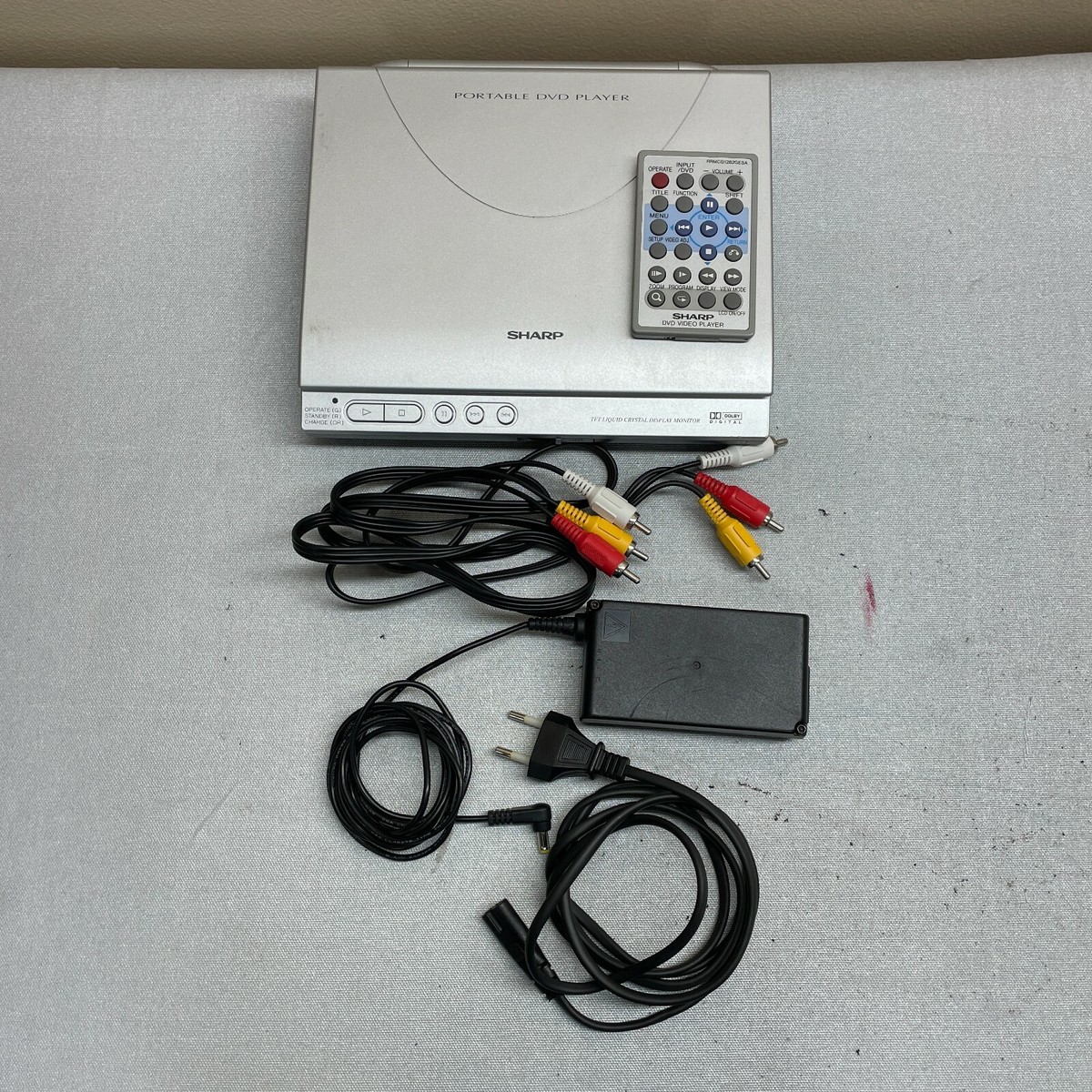 Sharp Portable DVD Player (DV-L88W) + Remote and Bag | eBay Sharp Portable DVD Player (DV-L88W) + Remote and Bag | eBay