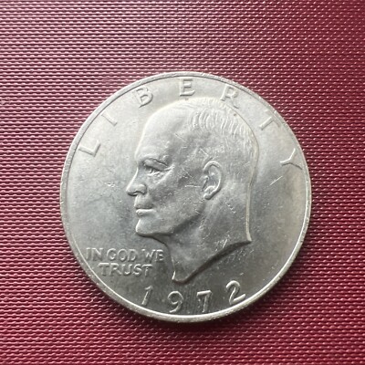 Vintage 1972 D One Dollar Liberty Eisenhower Coin Flying Eagle Rare Authentic