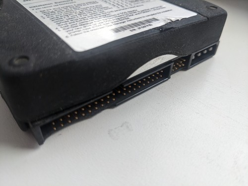 Seagate ST320410A 18GB IDE 3.5 HDD Hard Drive - Picture 3 of 4
