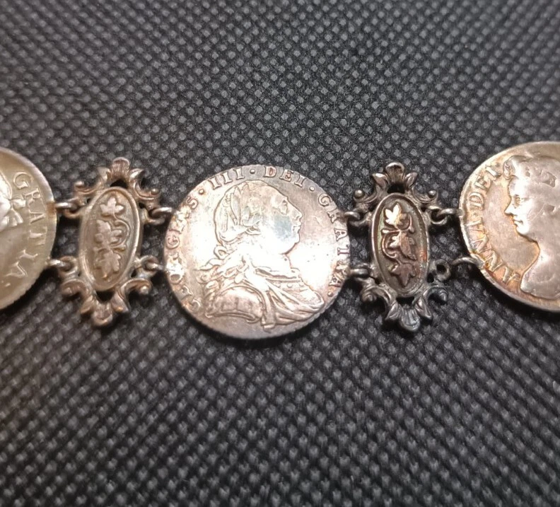 Pulsera antigua de seis peniques de plata Jorge 1º, 2º, 3º, Reina Ana 1700  Foto 4 de 4