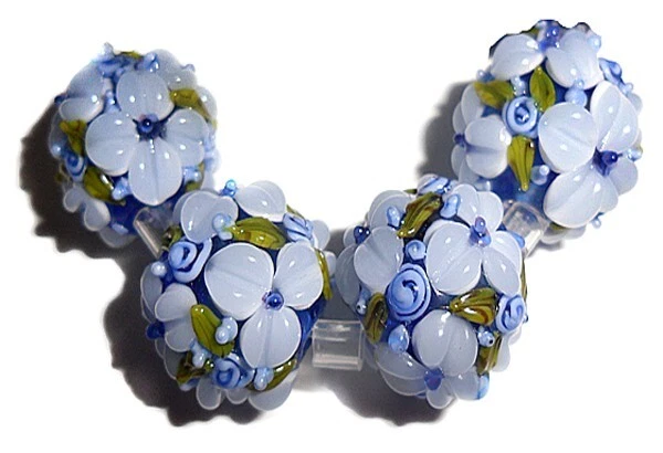 Cuentas de flores de vidrio de murano hechas a mano pétalos elevados azules 15 mm 4 cuentas (#a33b) Foto 2 de 2