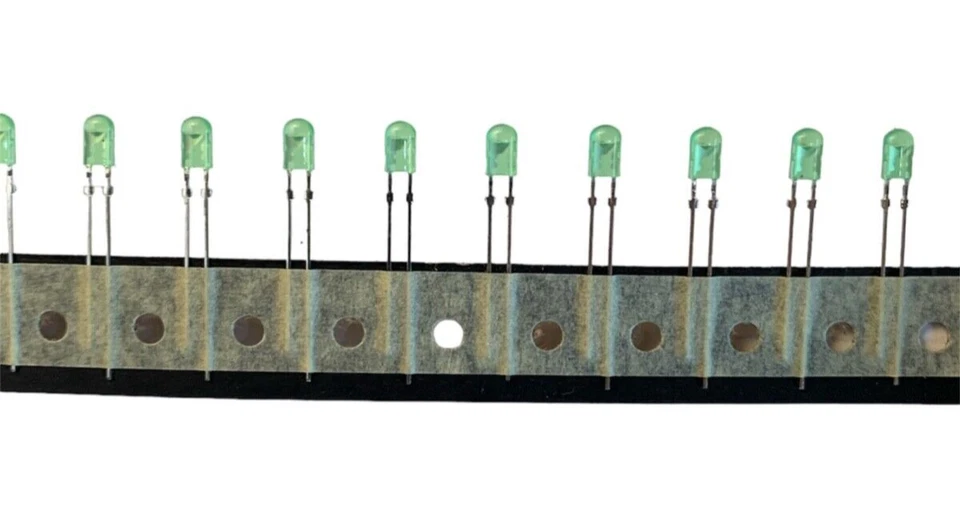 3000PCS 4mm Green LED Light Bulb Emitting Diode. Ships from USA. - Image 2 of 3