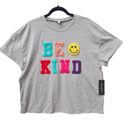 Love Dazed -1662 ''Be Kind'' Chenille Embroidered  Short Sleeve Grey T-shirt NWT L
