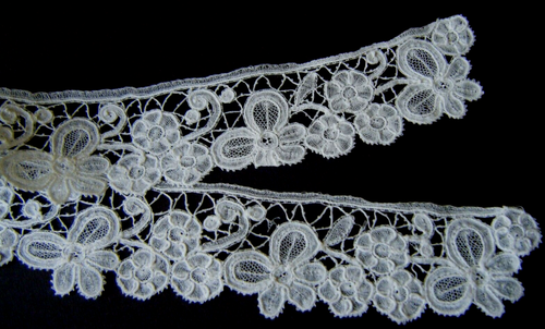 Antique Collar Brussels lace  high neck design hand done. - Picture 5 of 6