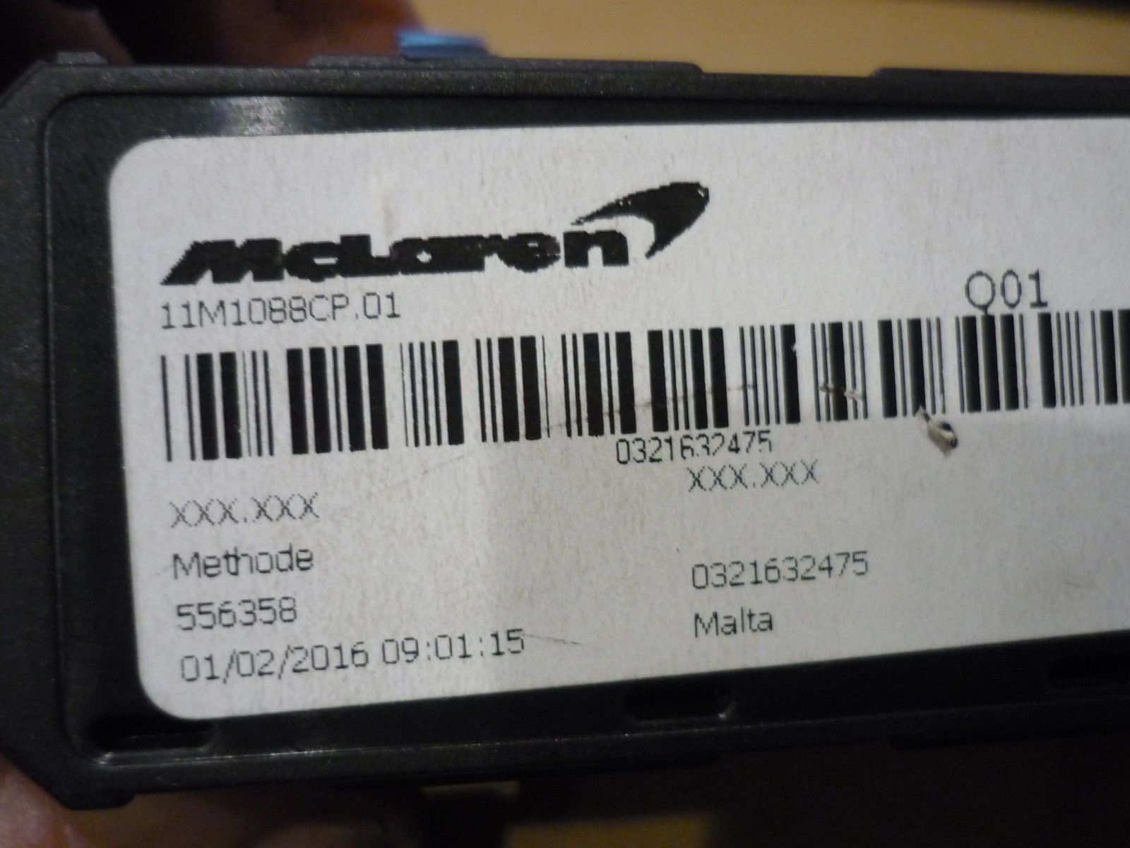 McLaren 570S - Tow Recovery & Engine Hood Release Switch Panel - P/N 11M1088CP