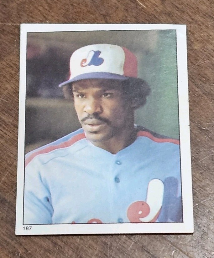 1981 TOPPS BASSEBALL  STICKER # 187 ANDRE DAWSON 