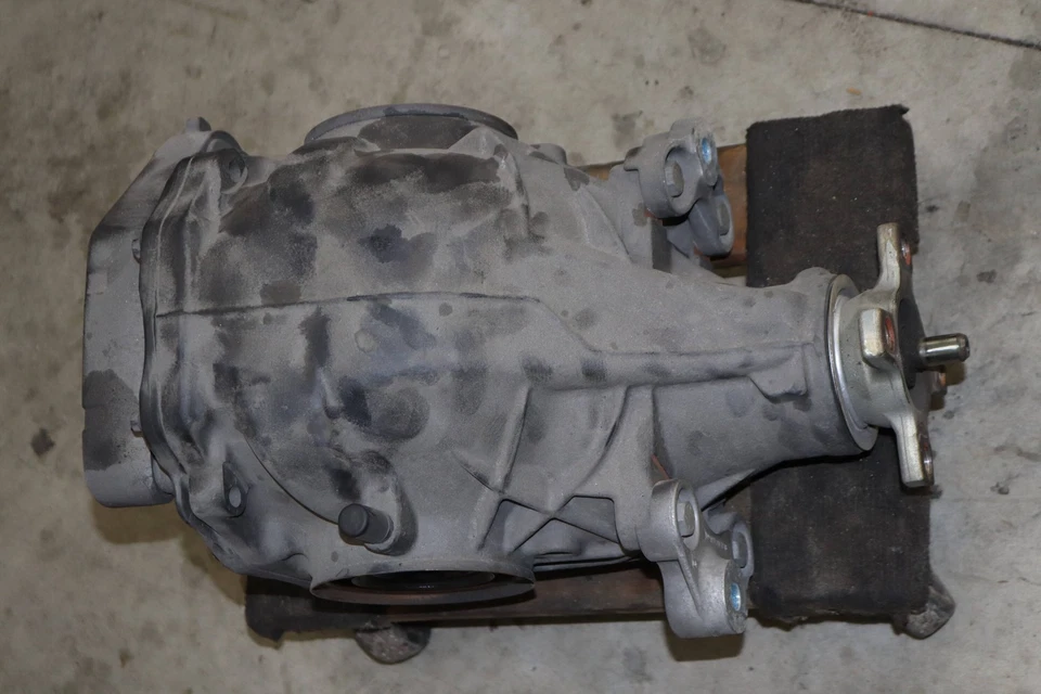 Mercedes-Benz S600 2015-2017 6,0 L - eje trasero diferencial/diff (2,47) Foto 3 de 4