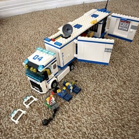 LEGO Mobile Police Unit 60044 City Police Complete Set 375 Pieces RETIRED!