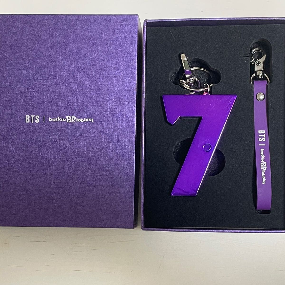 防弾少年団(BTS) - BTS x Baskin-Robbins　Keyring新品 防弾少年団BTS x Baskin Robbins Keyring