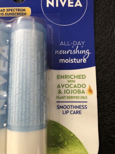 NIVEA Cuidado Labial Suavidad Nutritiva Todo el Día, 2 Palitos con FPS 15 (Nuevo, EXP) - Imagen 2 de 4