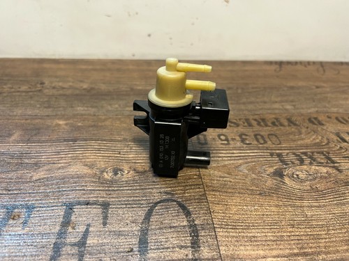 Mercedes-Benz W204 W212 200 220 CDI OM651 Regelventil Turbolader A0101531328