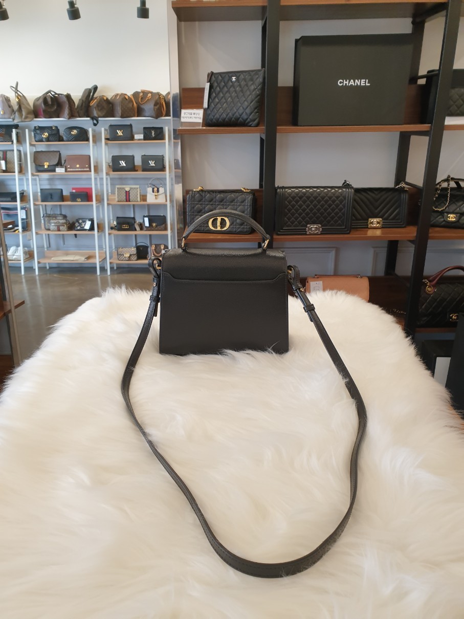 Borsa a tracolla Saint Laurent Cassandra manico superiore 623930 141811367