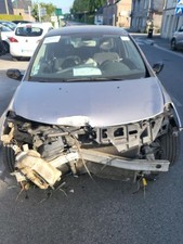 Aile avant gauche RENAULT CLIO 3 PHASE 1 7701476494