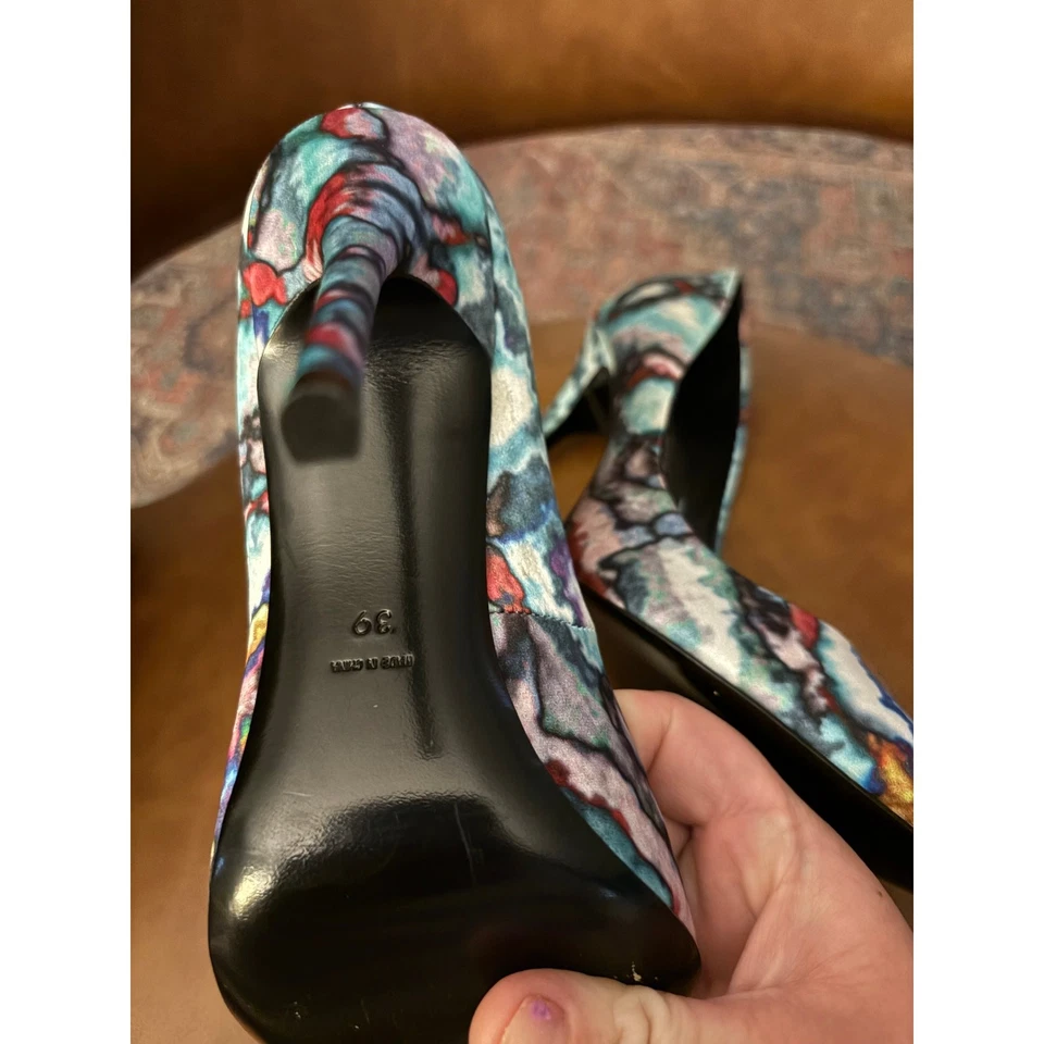 Tacones de aguja multicolores Theyskens’ Theory - Zapatos de salón raros Foto 4 de 4