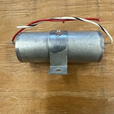 Vintage 1965 HP - Good all capacitor Metal Capacitor Hew-23 .40 uF 1000VDC