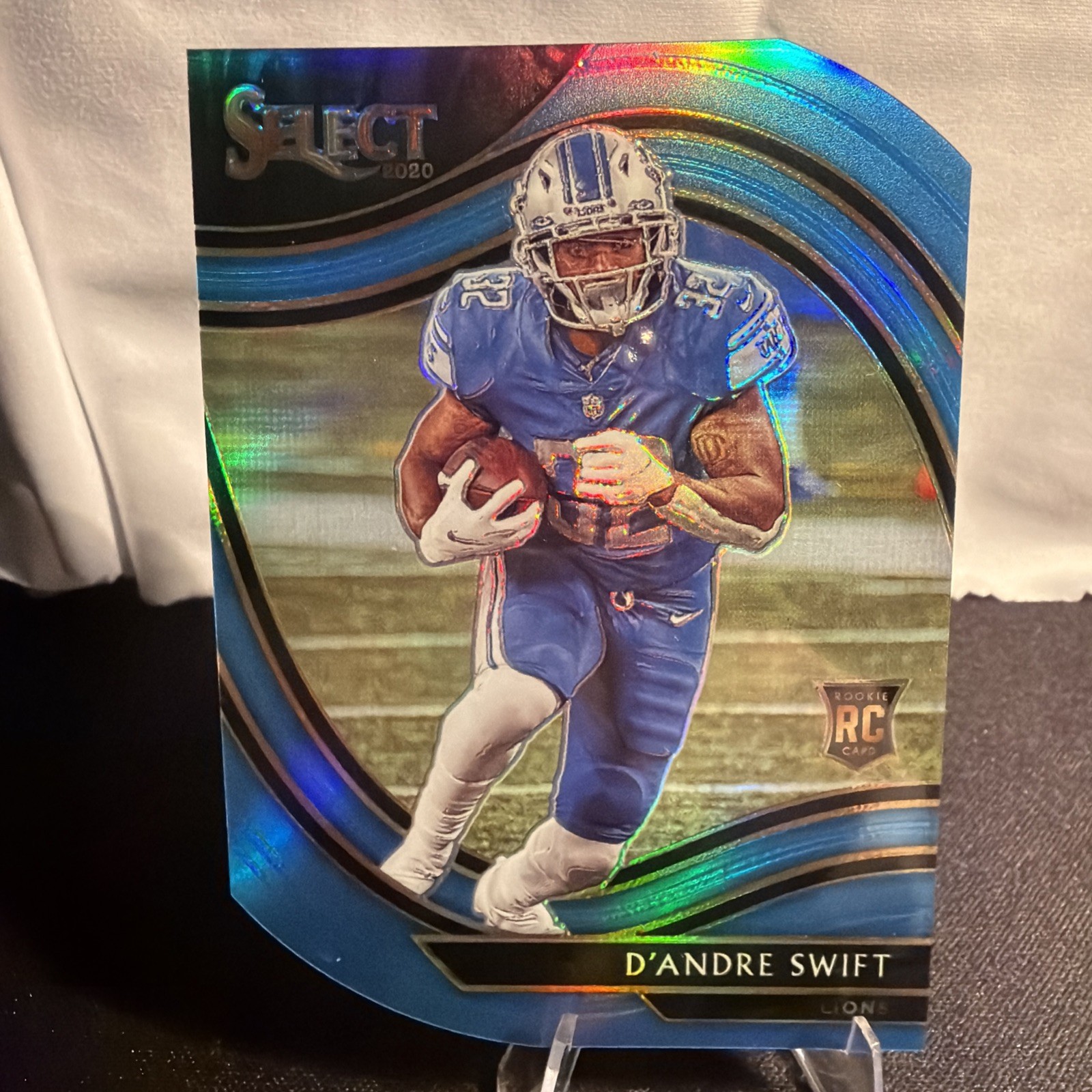 2020 Panini Select - Field Level D'Andre Swift #351 Blue Prizm Die-Cut (RC)