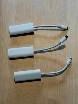 Apple Genuine Thunderbolt 3 to Thunderbolt 2 Adapter