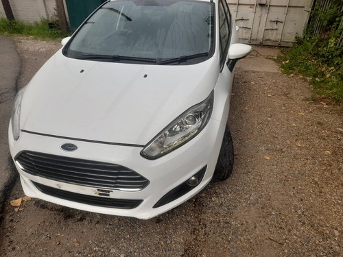 FORD FIESTA MK7 Mk7.5 FROZEN WHITE 2013 2014 2015 2016 2017 BREAKING SPARES TDCI - Picture 3 of 18