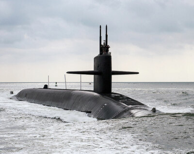 U.S. NAVY SUBMARINE USS MARYLAND SSBN 738 8x10 GLOSSY PHOTO PRINT