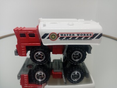 MATCHBOX 2017 HEROIC VEHICLES - WATER WORKER RED AND WHITE