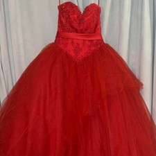 Cutest red sweetheart Quinceanera dress! Used, in good condition, and strapless 