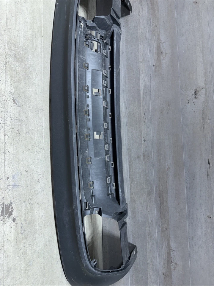 Panel de cubierta de parachoques inferior trasero Lincoln MKX 2016-2018 plástico OEM FA1B-17F954-AAW Foto 4 de 4