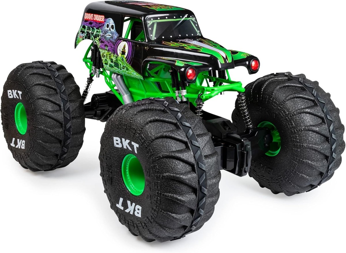 Monster Jam 6046197 Mega Grave Digger All-Terrain Remote Control