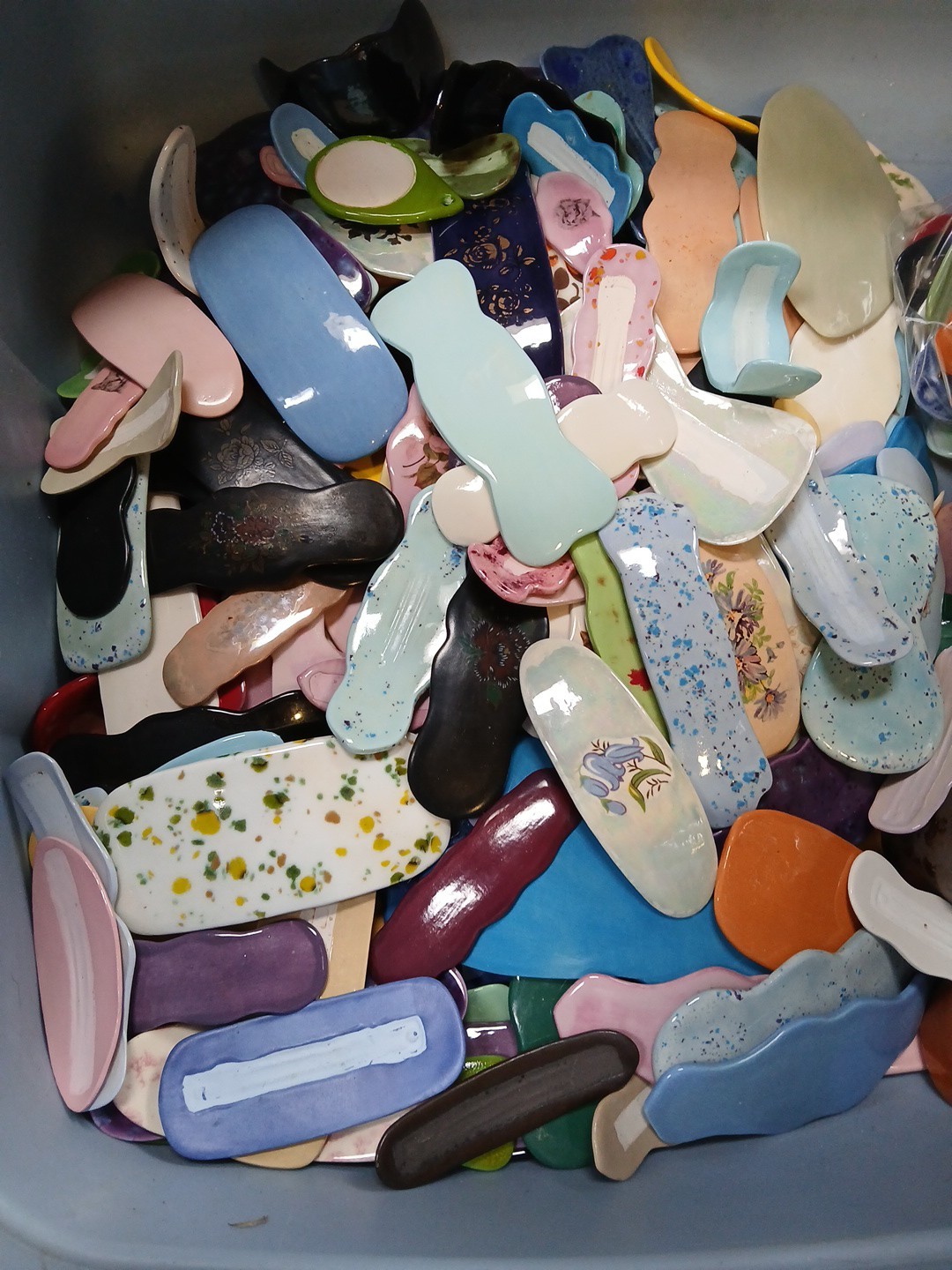 Lot of 50 Unfinished Vintage Ceramic Barrettes Tops Glazed Seller’s Choice