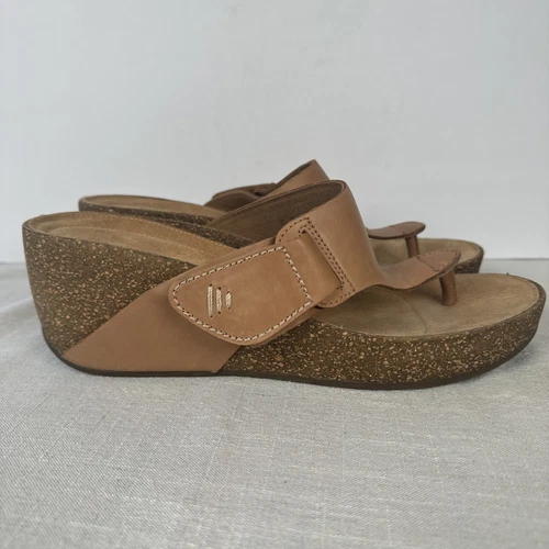 Sandali donna CLARKS Artisan TERMIRA WEST pelle cammello tanga zeppa TAGLIA 11 M