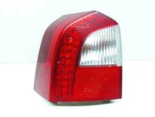 VOLVO V70 III BW Rücklicht hinten links 30698983 2.40 Petrol 107kw 32647373