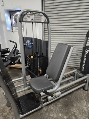 Magnum E Series Leg Press