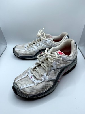 Nike Reax Run 5 407987-116 Womens 8 Sneaker White Metallic Silver Running Shoes