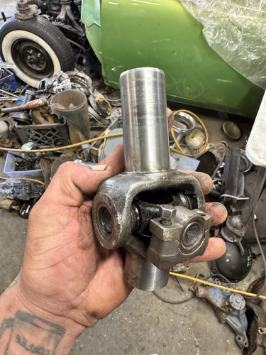 1949 1950 1951 1952 1953 1954 Chevrolet Car 3 Speed U-Joint Assembly Chevy