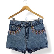 Women's Short Vintage Denim Acid Wash High Waist Colorful Fringe Pockets Size 32