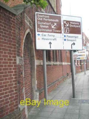 Foto 6x4 gemauerte Jungen Eingang zur ehemaligen John's Grundschule c2008