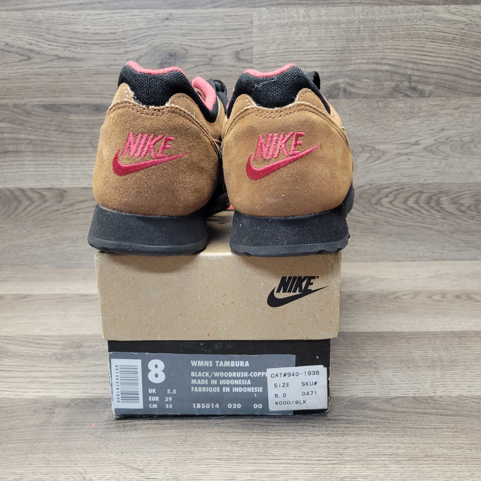 Vintage Nike ACG Tambura Hiking Boots New Rare 1993 Size 8 Womens