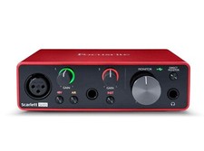 Focusrite Scarlett Solo 3rd Gen USB Audio Int...