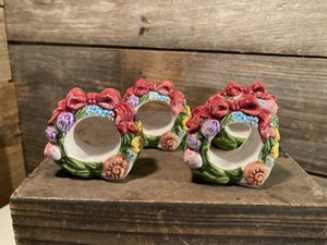 1999 Set of 4 Spring Floral Easter Napkin Ring Holders Place Setting Table Decor