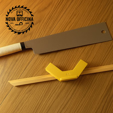 Magnetic Saw Guide for cutting picture frames